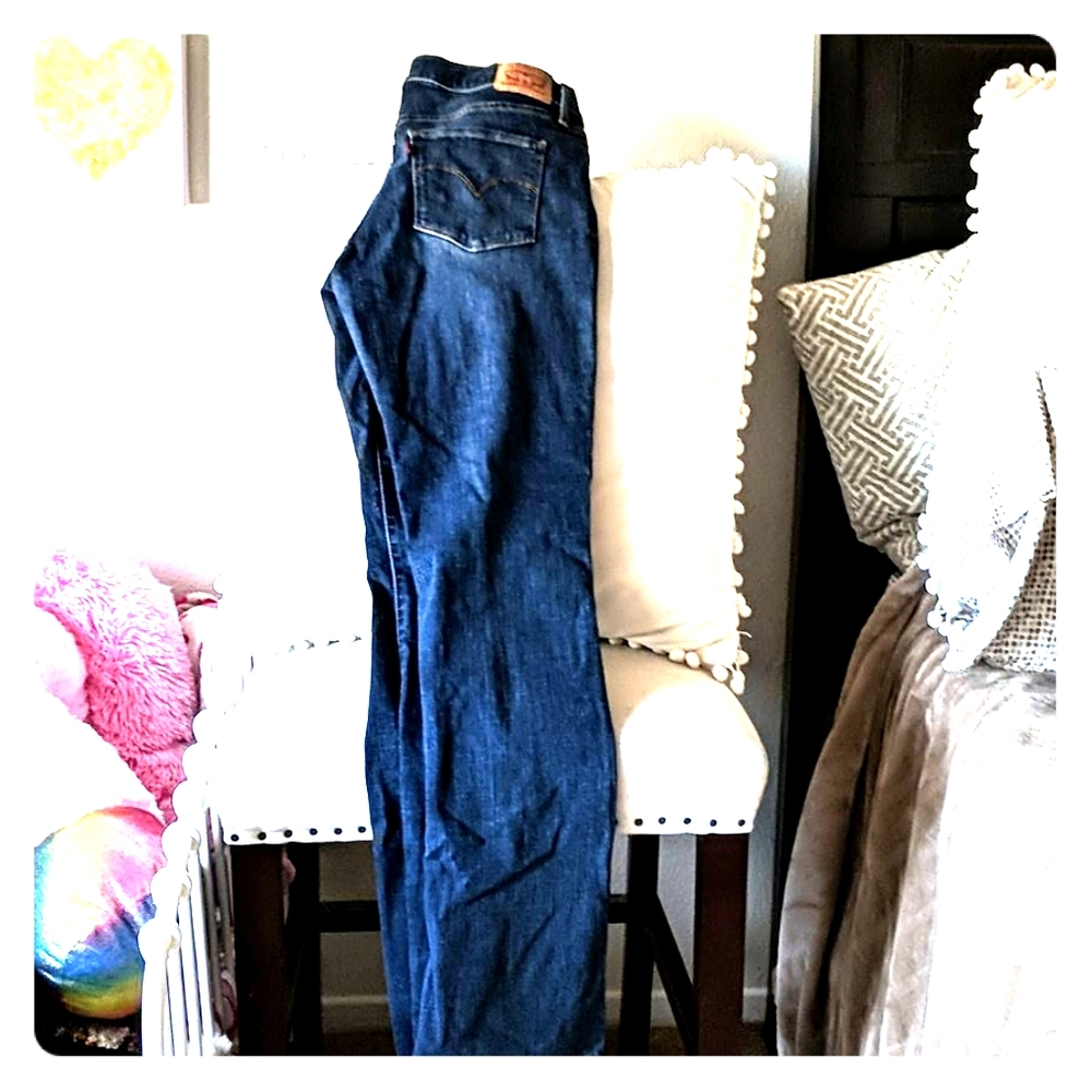 315 Levi Strauss & Co
